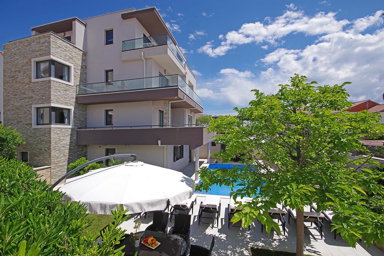 Villa Lucas Podstrana Exteriör bild